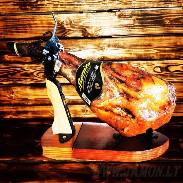 Jamon Iberico de cebo de campo Benito  (Ham)