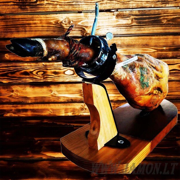 Jamon Iberico de cebo de campo Benito  (Ham)